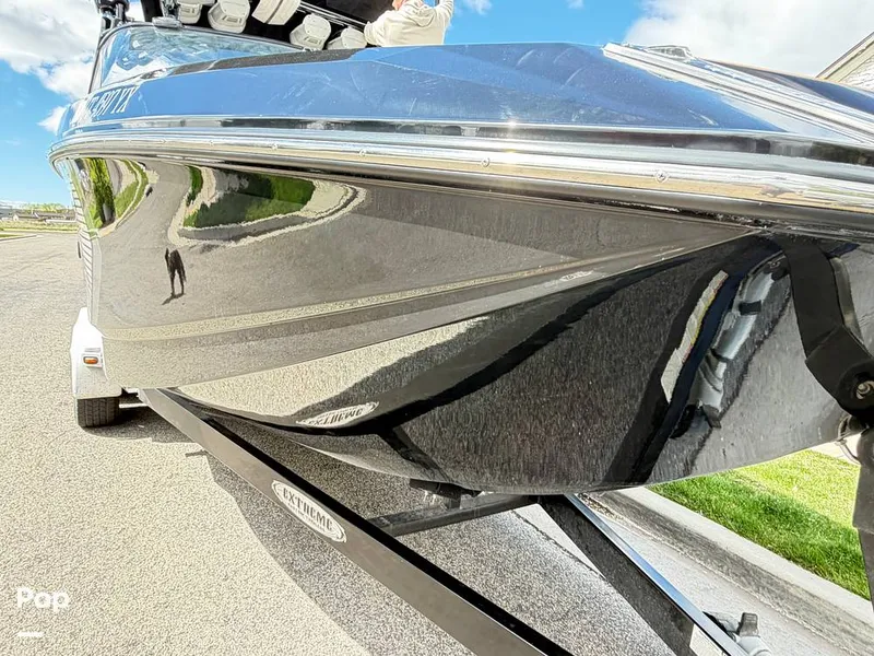 Slide: The Image of Nautique Super Air Nautique G23 2013 - 16322107