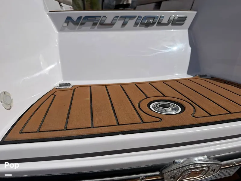 Slide: The Image of Nautique Super Air Nautique G23 2013 - 16322120