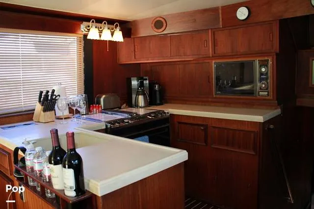 Slide: The Image of Hatteras 53 Convertible 1976 - 16318961