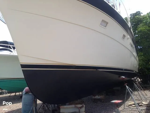 Slide: The Image of Hatteras 53 Convertible 1976 - 16318970