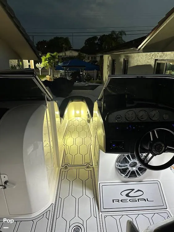 Slide: The Image of Regal FASDECK 2520 2008 - 16341307