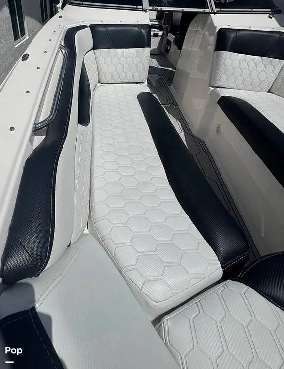 Slide: The Image of Regal FASDECK 2520 2008 - 16317476