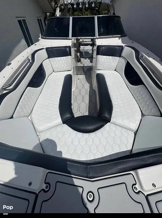 Slide: The Image of Regal FASDECK 2520 2008 - 16317478