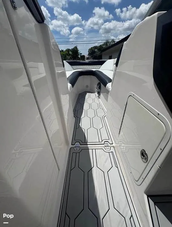 Slide: The Image of Regal FASDECK 2520 2008 - 16317479