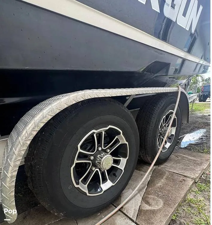 Slide: The Image of Regal FASDECK 2520 2008 - 16317475