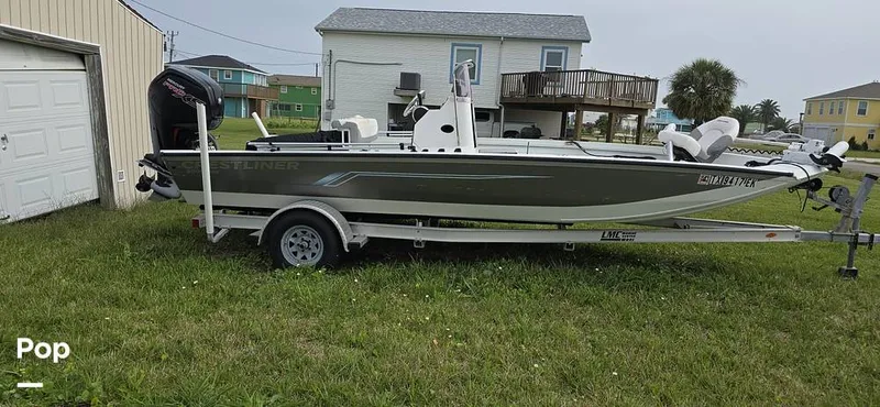 The Image of Crestliner 2000 Bay 2019 - 16326308