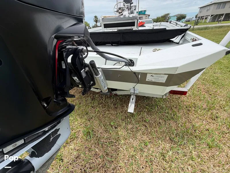 Slide: The Image of Crestliner 2000 Bay 2019 - 16431098