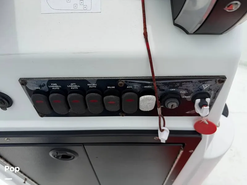 Slide: The Image of Switches - 16431120