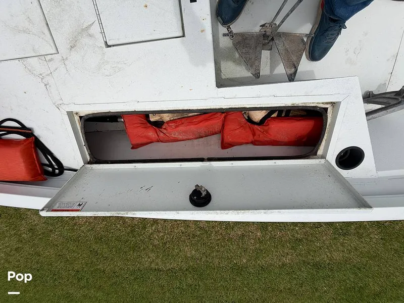 Slide: The Image of Port side storage box - 16431128