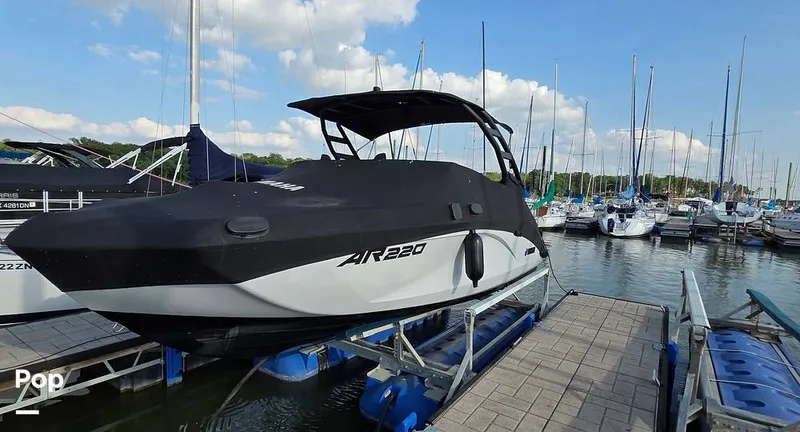 Slide: The Image of Yamaha AR 220 2023 - 16353336