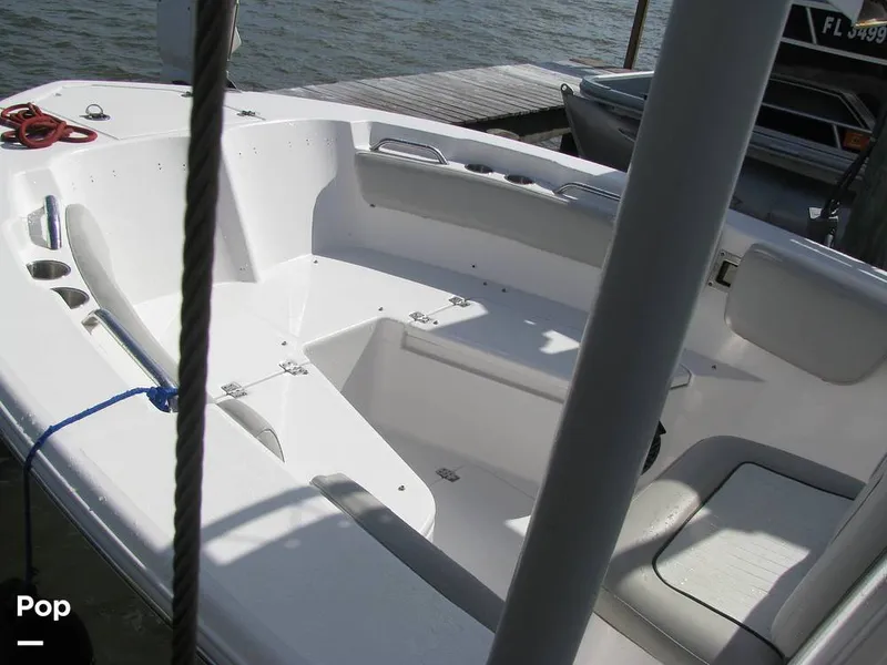 Slide: The Image of Sea Fox Commander 228 2024 - 16427573