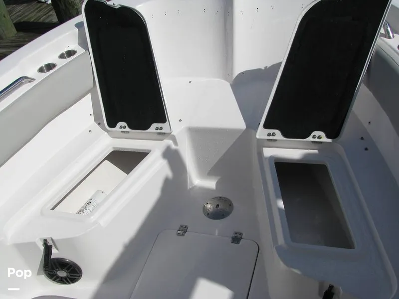 Slide: The Image of Sea Fox Commander 228 2024 - 16427575