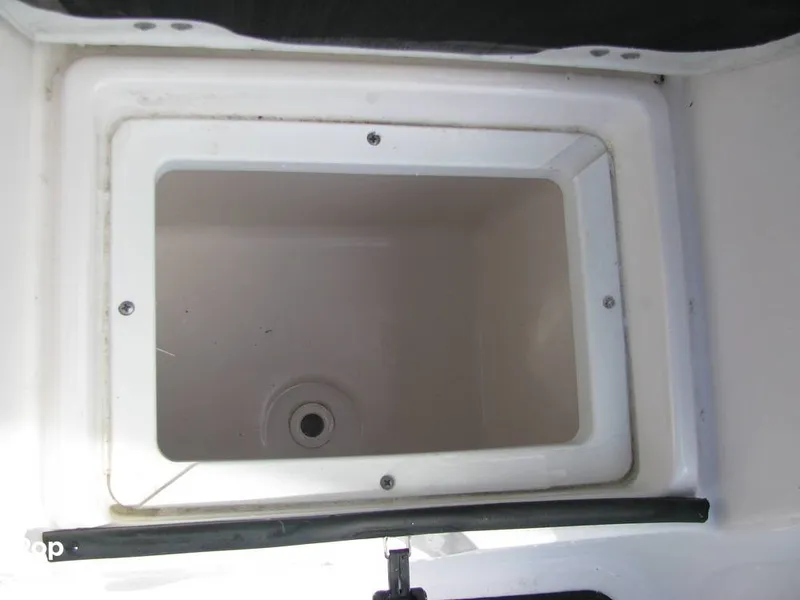 Slide: The Image of Sea Fox Commander 228 2024 - 16427678