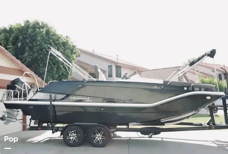 Slide: The Image of Bayliner Element XR7 Deckboat 2019 - 16342155