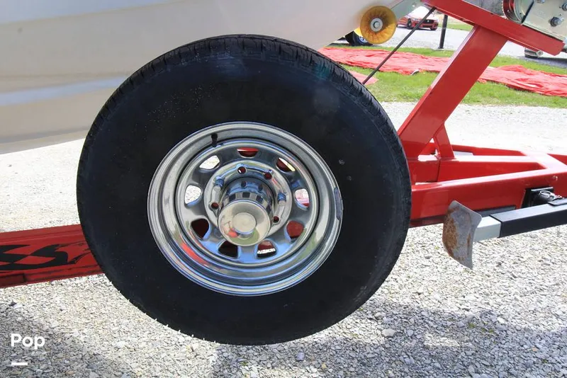 Slide: The Image of Spare Tire Kit - 16331748