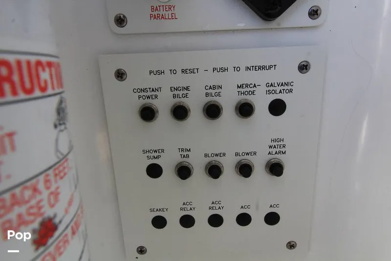 Slide: The Image of Fuse Panel - 16331661