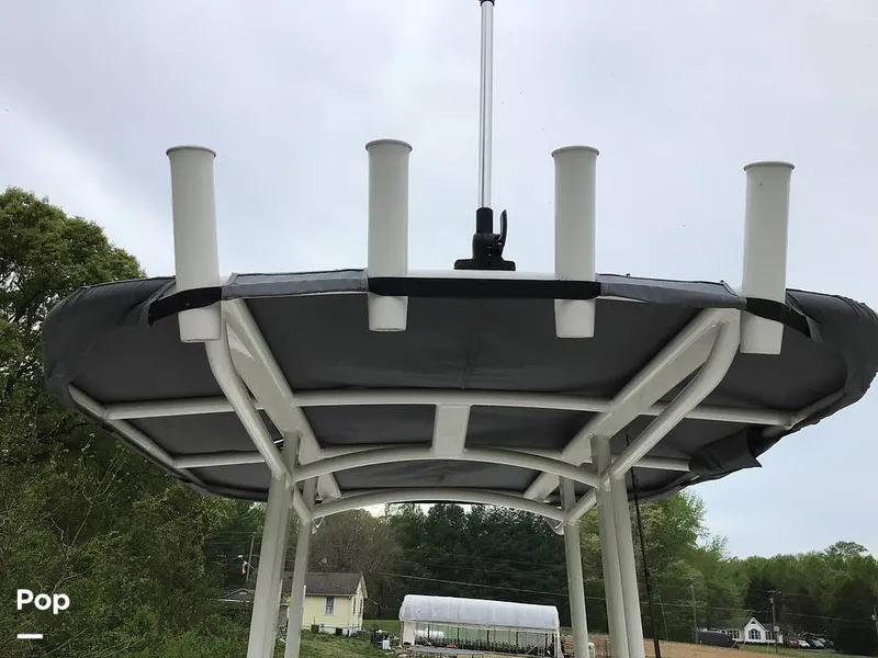 Slide: The Image of Yamaha 220 FSH Sport 2024 - 16342792