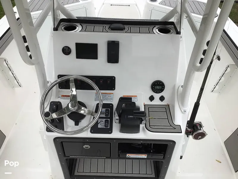 Slide: The Image of Yamaha 220 FSH Sport 2024 - 16342793