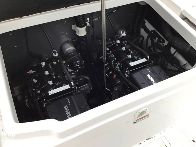 Slide: The Image of Yamaha 220 FSH Sport 2024 - 16342807