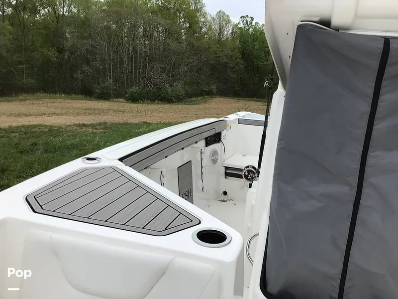 Slide: The Image of Yamaha 220 FSH Sport 2024 - 16342812