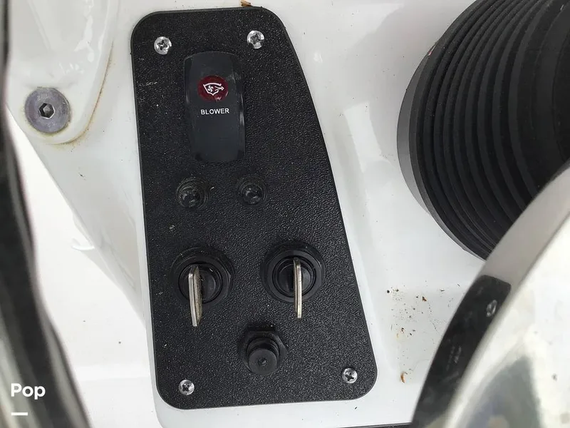 Slide: The Image of Yamaha 220 FSH Sport 2024 - 16342847