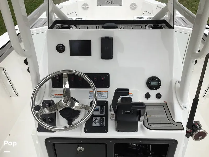 Slide: The Image of Yamaha 220 FSH Sport 2024 - 16342850