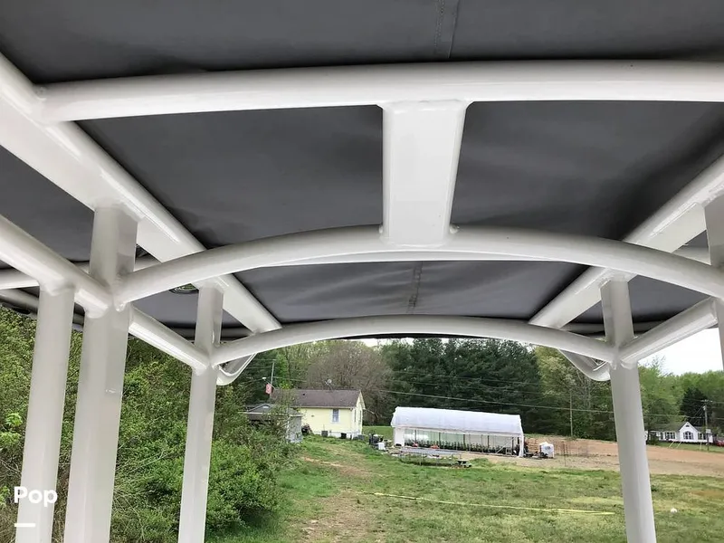 Slide: The Image of Yamaha 220 FSH Sport 2024 - 16342853