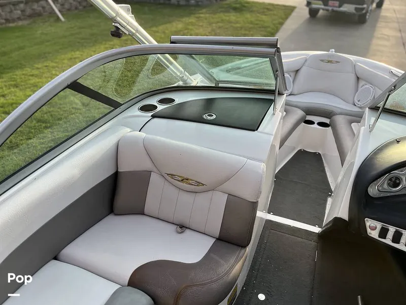 Slide: The Image of Mastercraft X2 2005 - 16343904