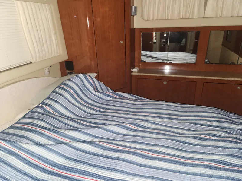 Slide: The Image of Sea Ray 390 Motor Yacht 2004 - 20