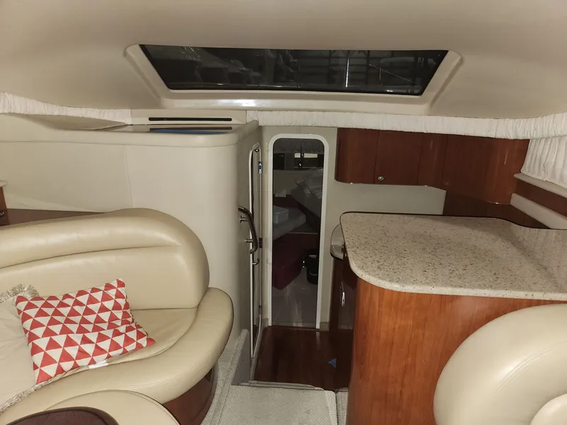 Slide: The Image of Sea Ray 390 Motor Yacht 2004 - 26