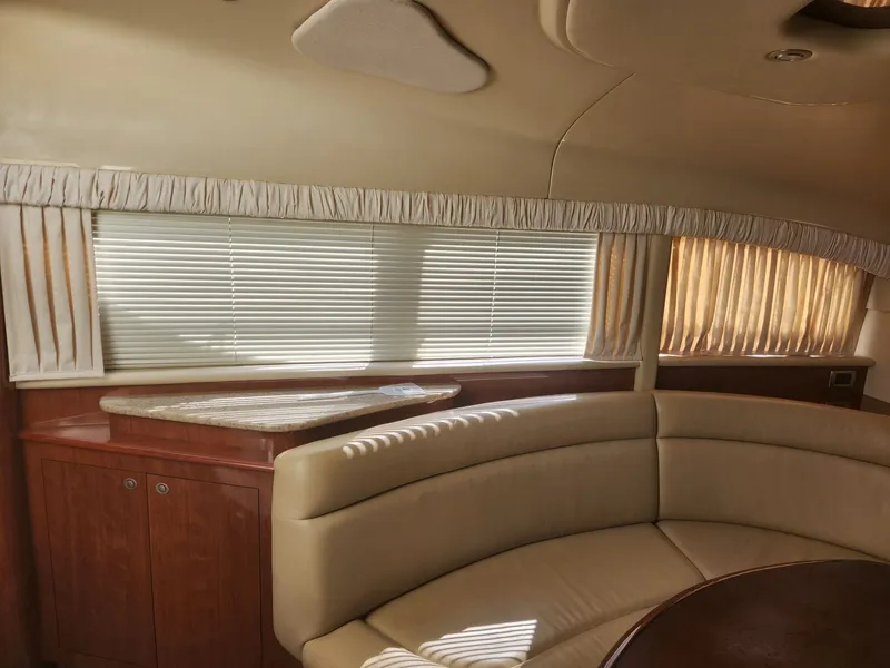 Slide: The Image of Sea Ray 390 Motor Yacht 2004 - 51