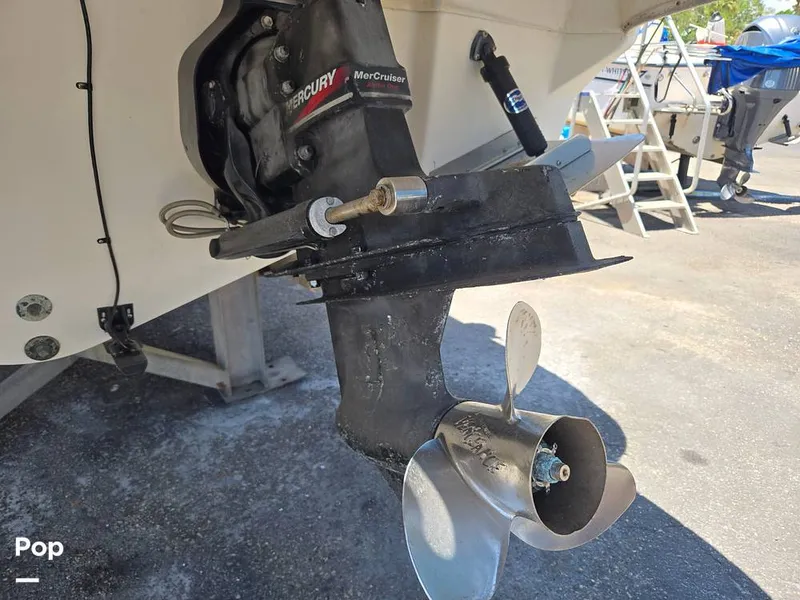 Slide: The Image of Sea Ray 280 Sundancer 2002 - 16405306