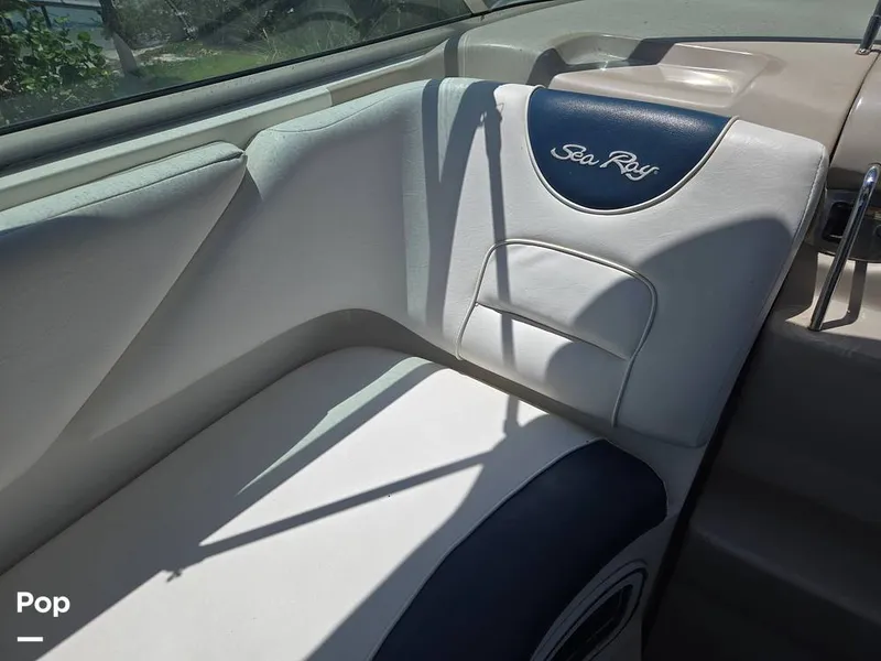 Slide: The Image of Sea Ray 280 Sundancer 2002 - 16405343