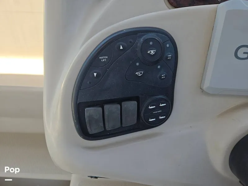 Slide: The Image of Sea Ray 280 Sundancer 2002 - 16405351