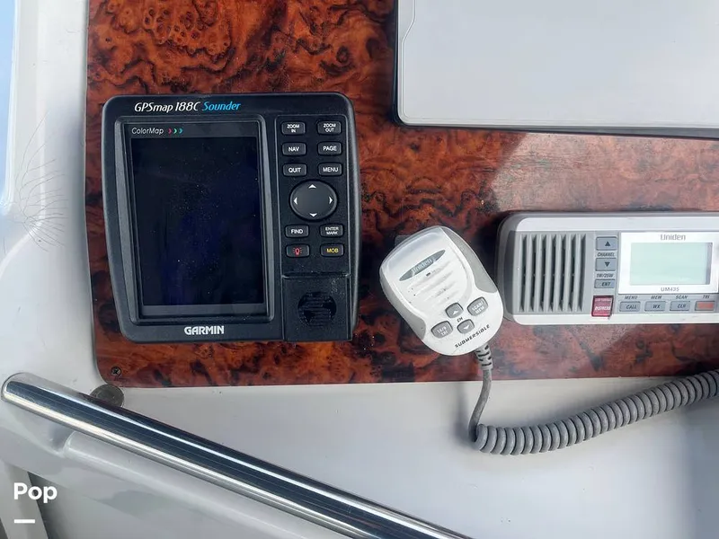 Slide: The Image of Carver Yachts Trojan 400 Express 1999 - 16410108