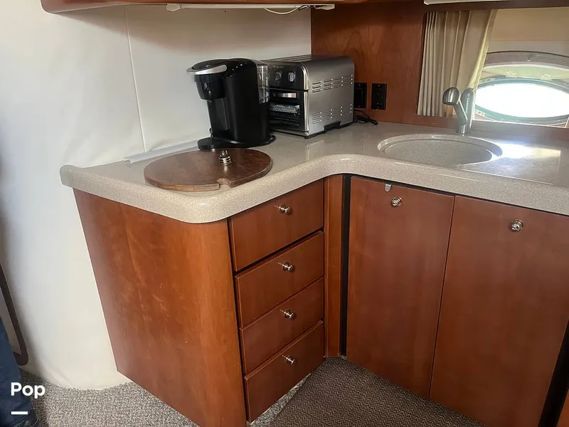 Slide: The Image of Carver Yachts Trojan 400 Express 1999 - 16410124