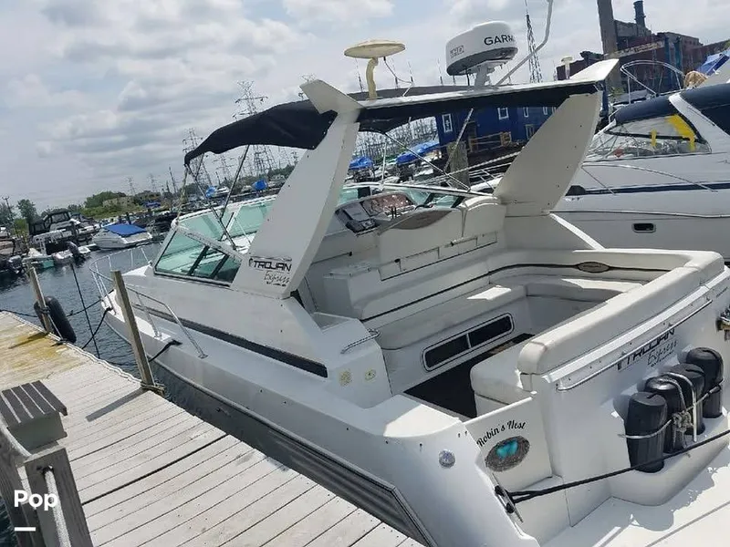 Slide: The Image of Carver Yachts Trojan Express 1999 - 16336684