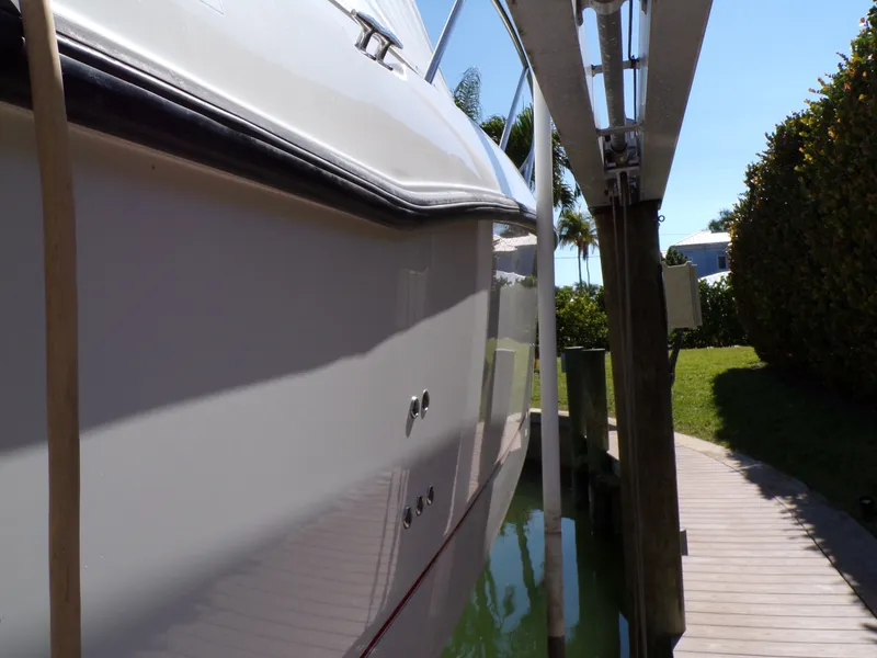 Slide: The Image of Boston Whaler 345 CONQUEST 2014 - 31