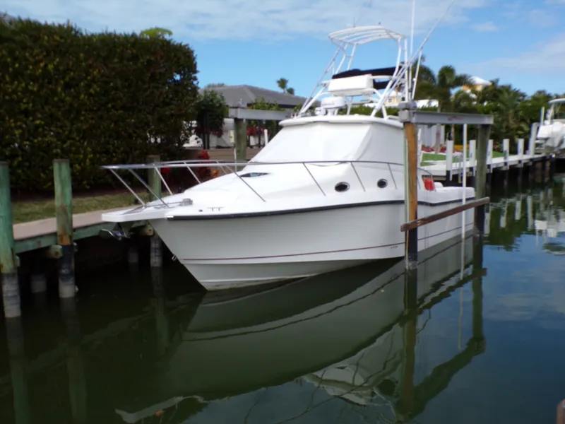 Slide: The Image of Boston Whaler 345 CONQUEST 2014 - 4