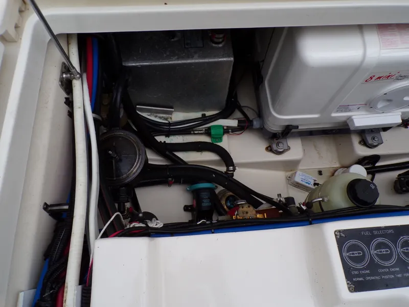 Slide: The Image of Boston Whaler 345 CONQUEST 2014 - 41