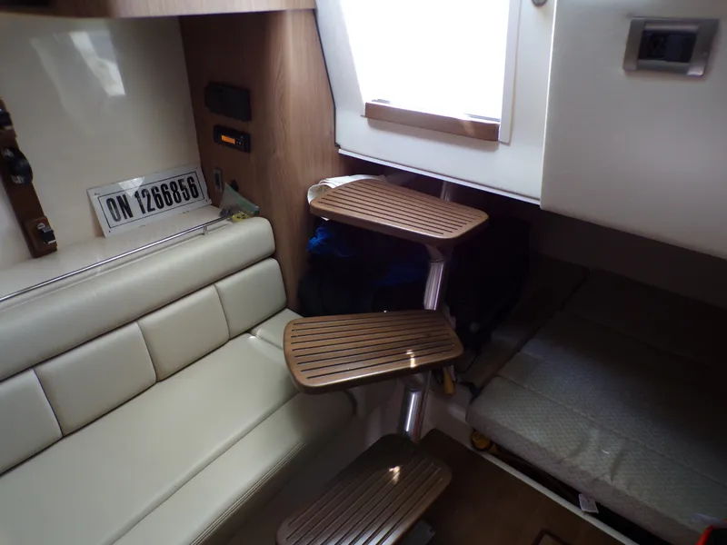 Slide: The Image of Boston Whaler 345 CONQUEST 2014 - 82