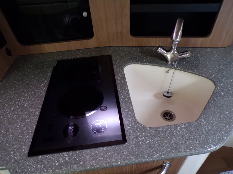 Slide: The Image of Boston Whaler 345 CONQUEST 2014 - 86