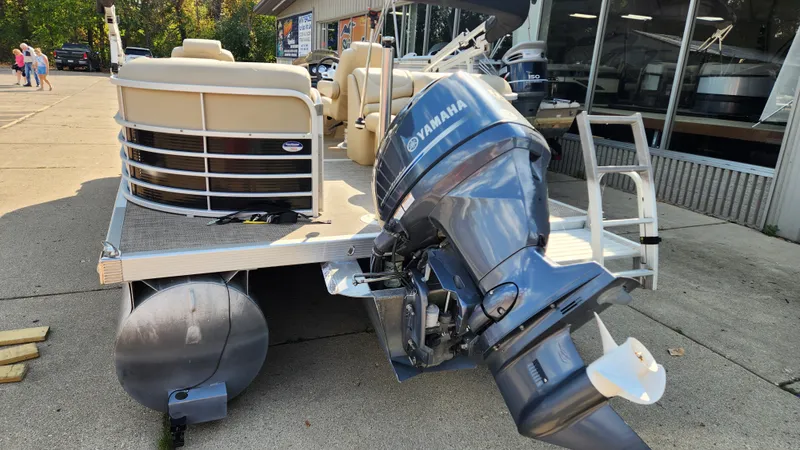 Slide: The Image of Bennington 2250 GSR 2013 - 11