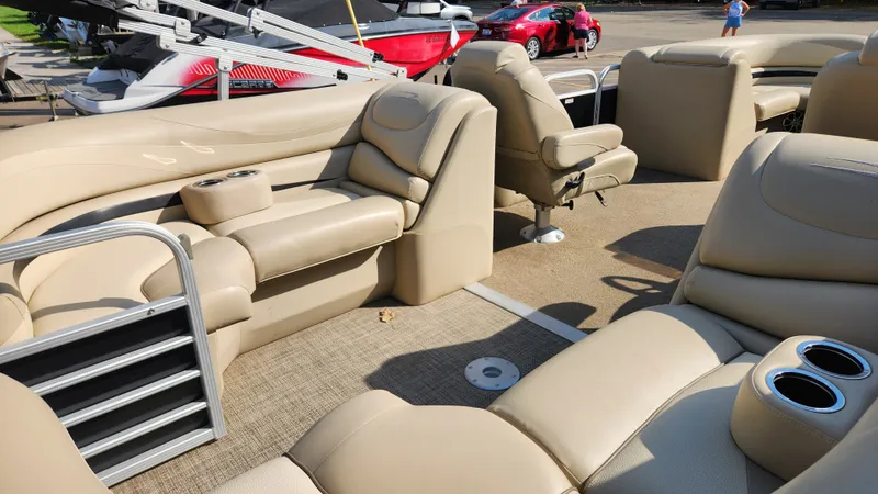 Slide: The Image of Bennington 2250 GSR 2013 - 13