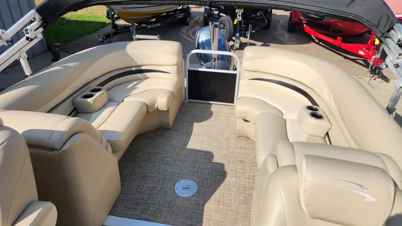 Slide: The Image of Bennington 2250 GSR 2013 - 16