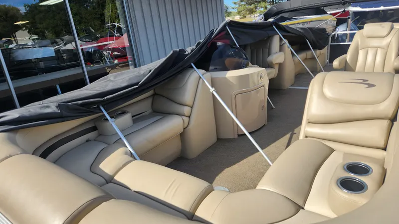 Slide: The Image of Bennington 2250 GSR 2013 - 41