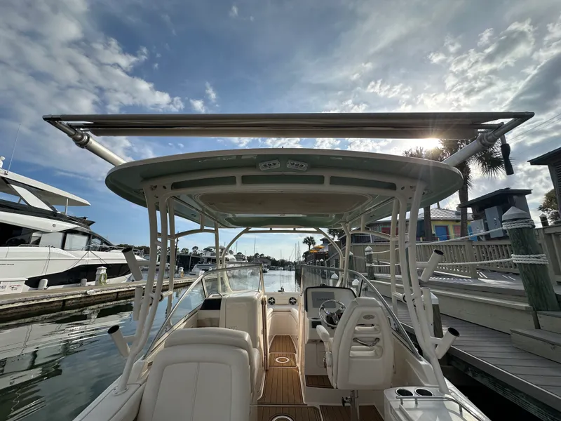 Slide: The Image of Grady-White 235 FREEDOM 2020 - 7