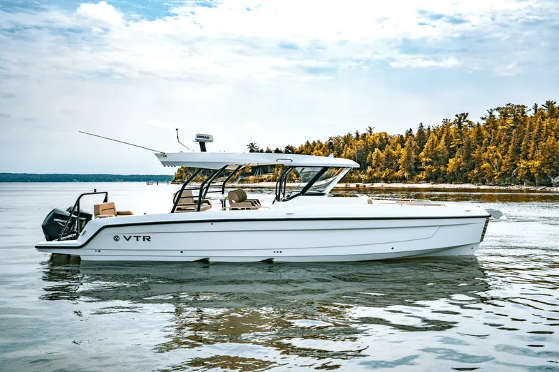 Slide: The Image of Cruisers Yachts 38 VTR 2026 - 2