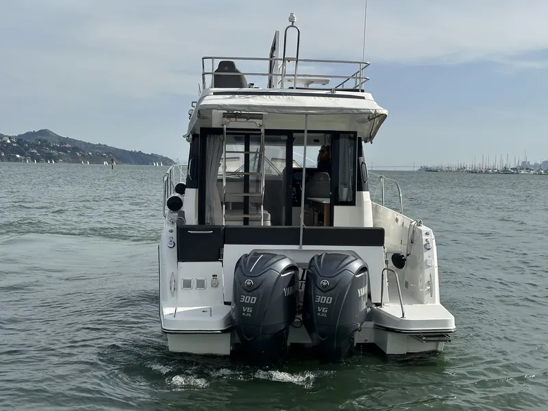 Slide: The Image of Jeanneau NC 1095 2022 - 9