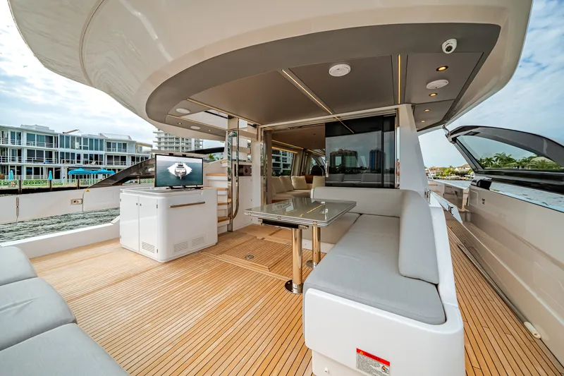 Slide: The Image of Azimut S8 2026 - 67